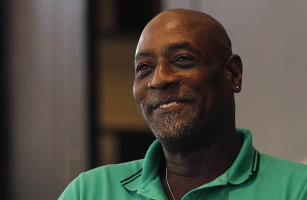 Sir Viv throws full support behind Skerritt and Shallow