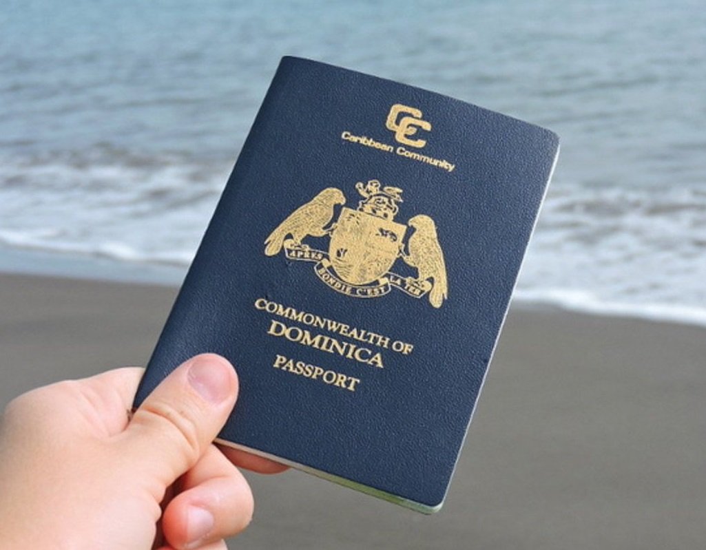 Investigation reveals people with ‘dark pasts’ obtained Dominican passports