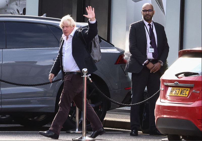 Boris Johnson says he will not run to lead U.K. Conservatives, quashing comeback rumours