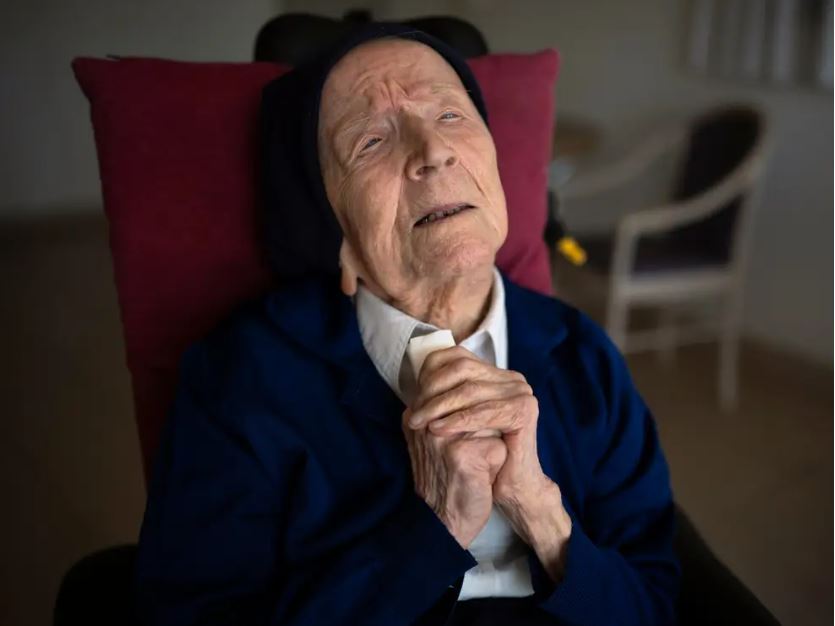 World’s oldest known person, a French nun, dies at 118