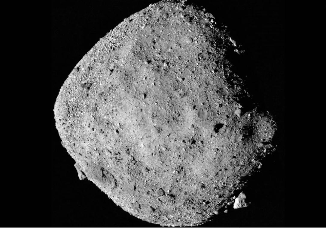 5 asteroids to pass earth, including 1 as big as a house