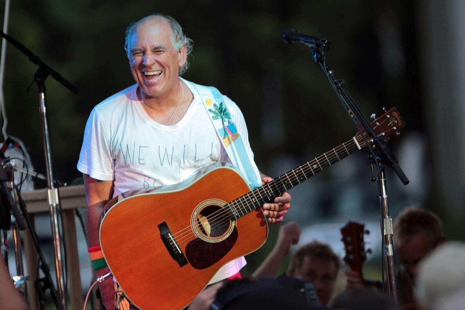 ‘Margaritaville’ singer Jimmy Buffett, who turned beach-bum life into an empire, dies at 76