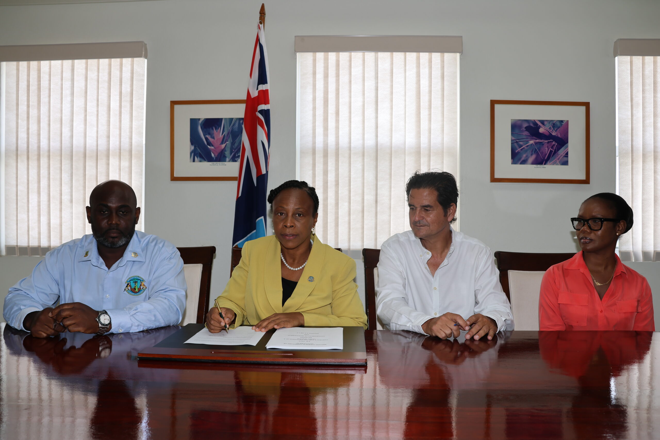 Contract signed for Montserrat short-term passenger ferry service